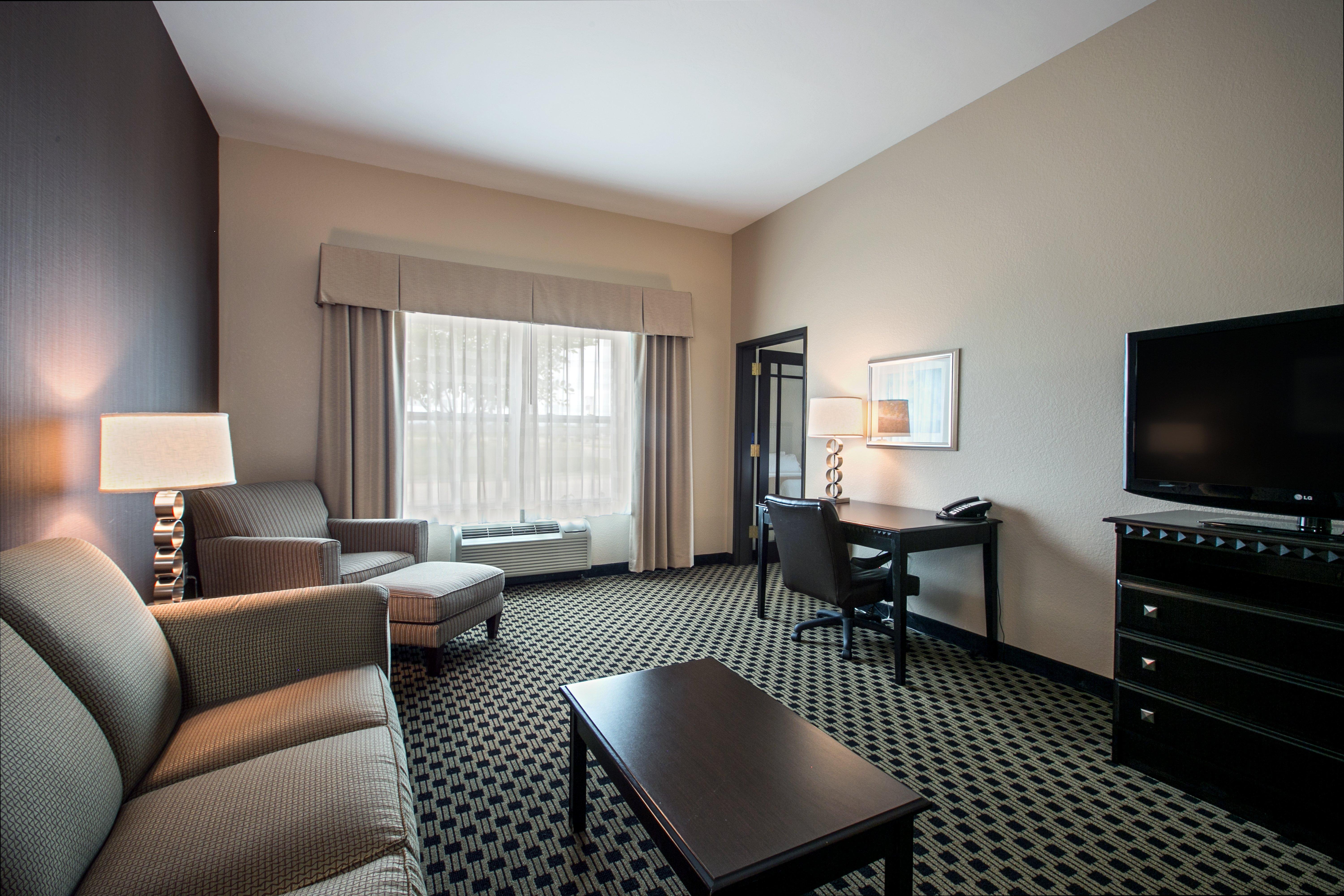 Holiday Inn Express & Suites - Green Bay East By Ihg Exterior foto